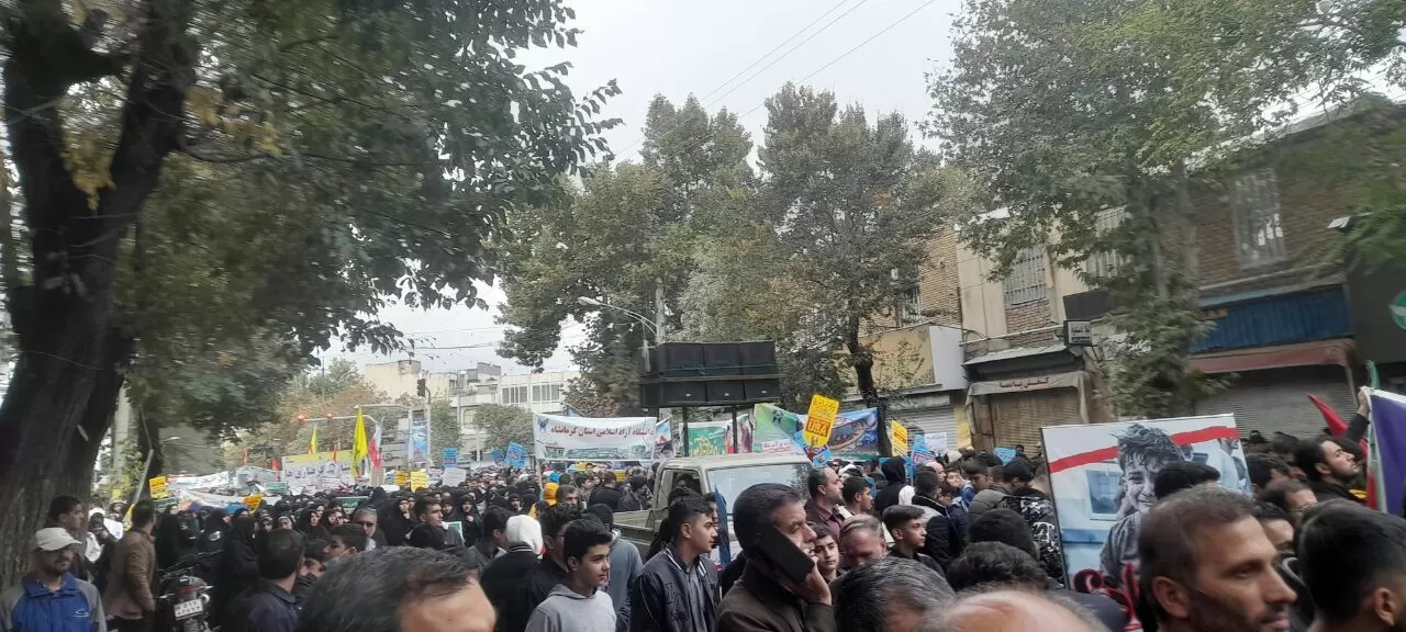 خروش یکپارچه کرمانشاهی‌ها در روز  مبارزه با استکبار