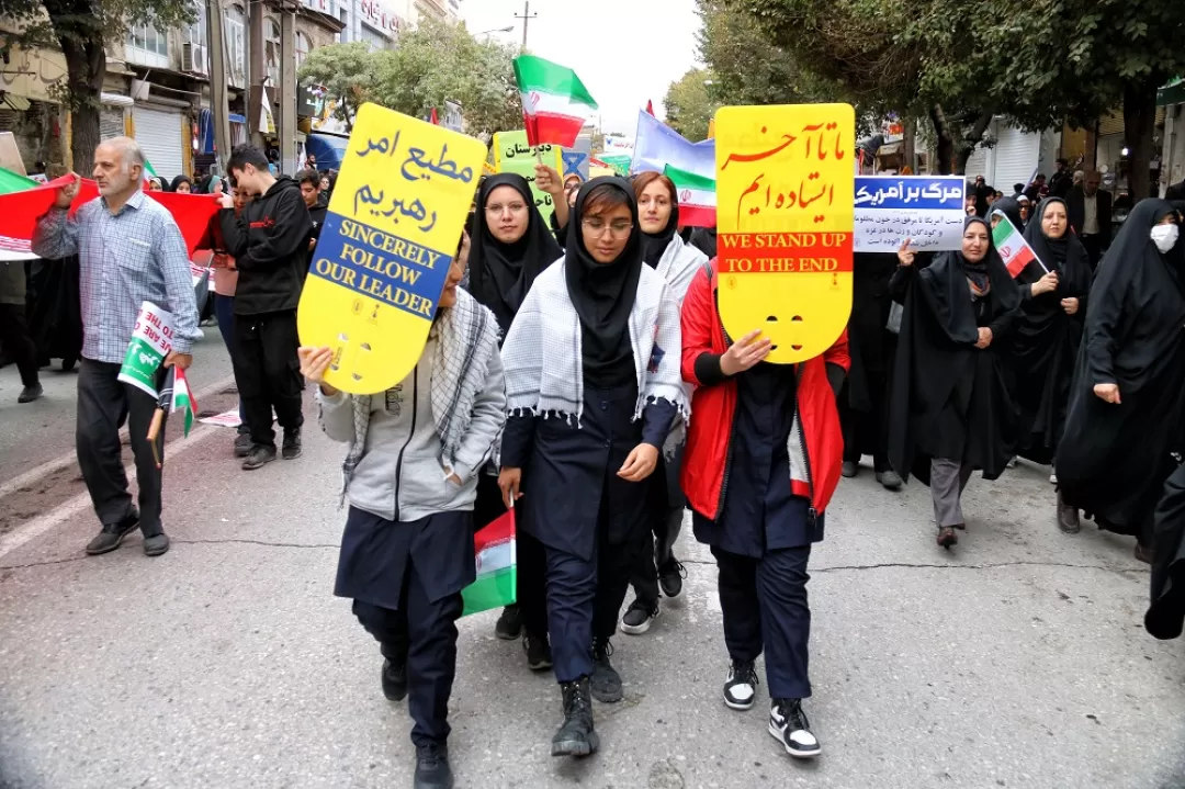 راهپیمایی ۱۳آبان در کرمانشاه باحضور پررنگ دهه هشتادی‌ها