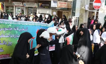 راهپیمایی ۱۳آبان در کرمانشاه باحضور پررنگ دهه هشتادی‌ها