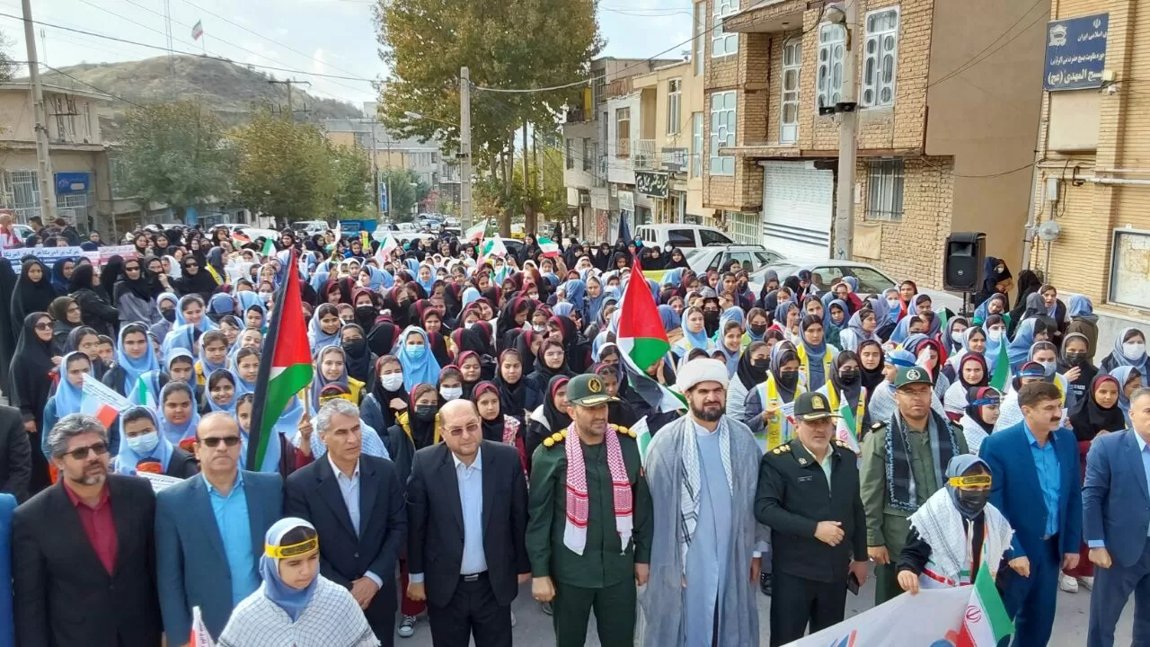 خروش مردم دالاهو در حمایت از فلسطین