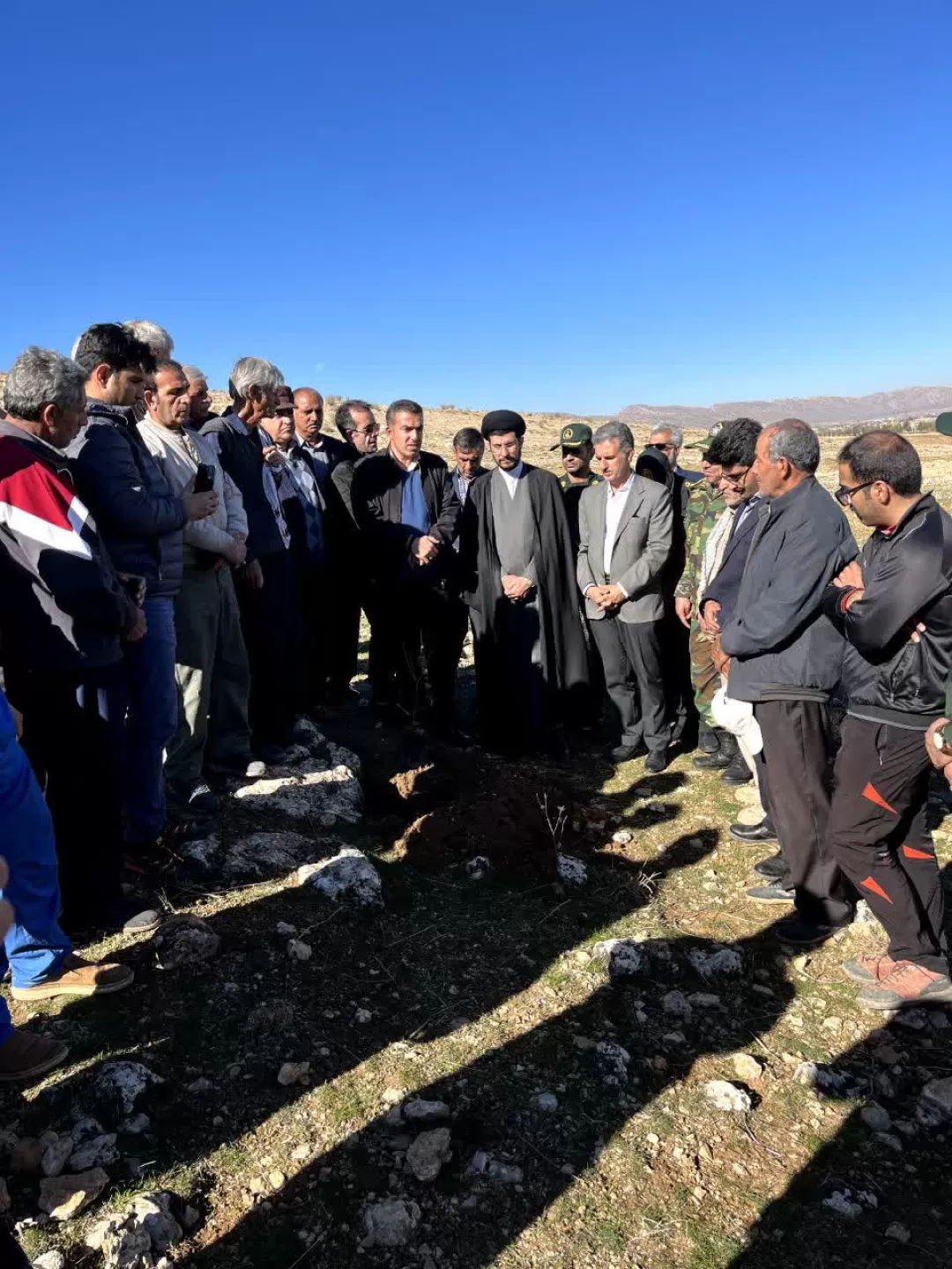 آغاز پویش مردمی کاشت نهال در اسلام‌آبادغرب