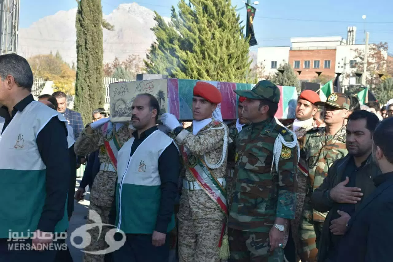 استقبال کم‌نظیر مردم کرمانشاه از شهدای گمنام