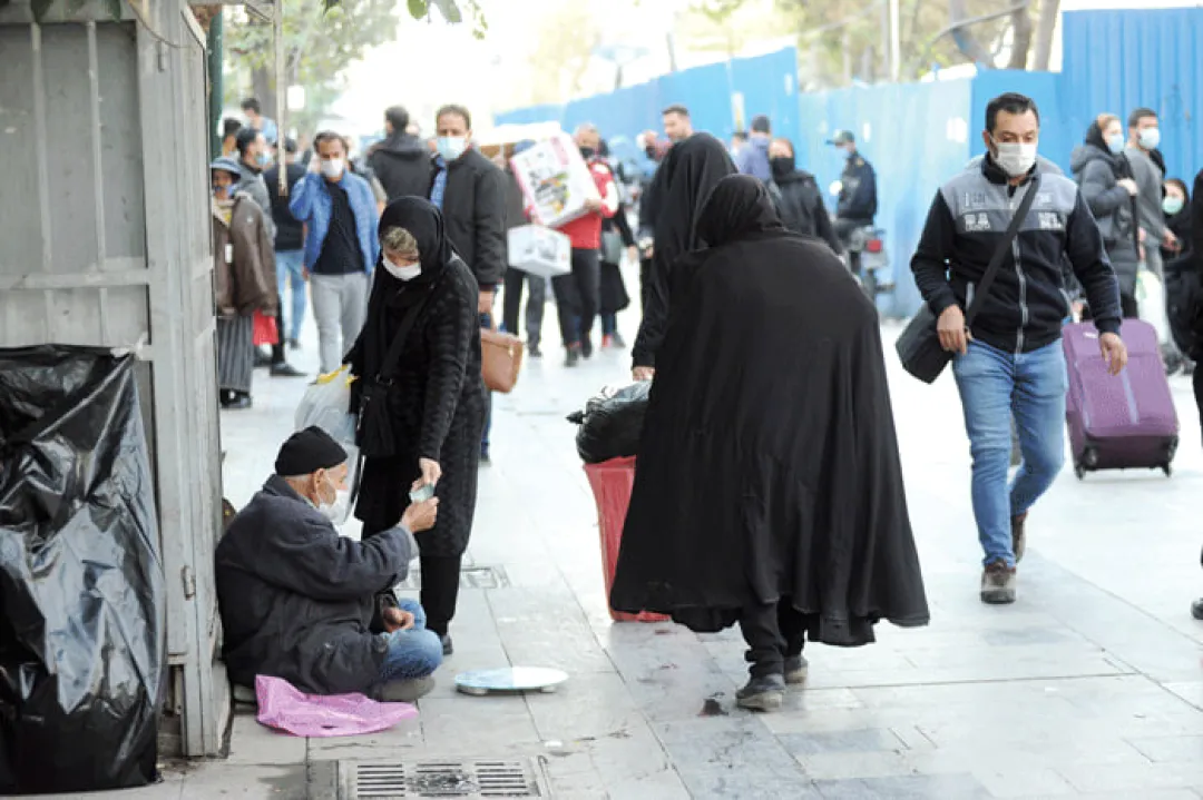 تکدی‌گری و زباله‌گردی داد کنگاوری‌ها را درآورد