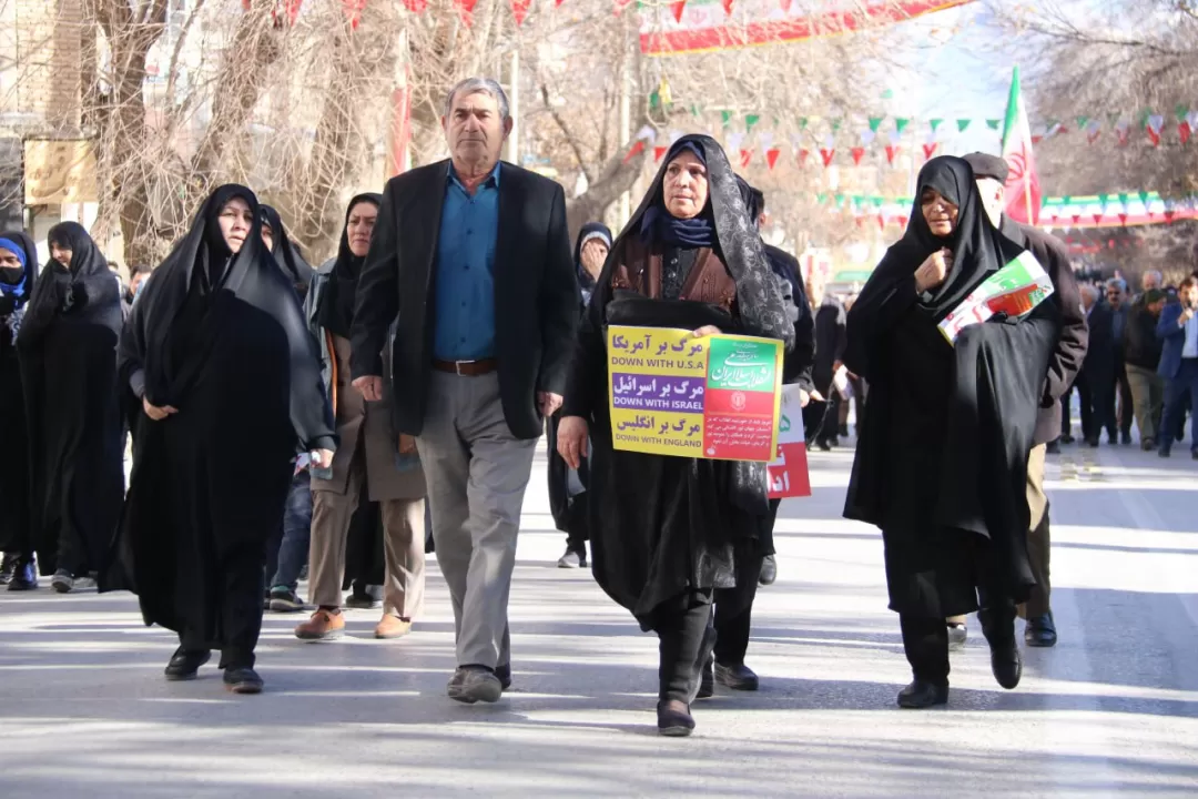 حضور باشکوه مردم کرمانشاه در راهپیمایی ۲۲ بهمن