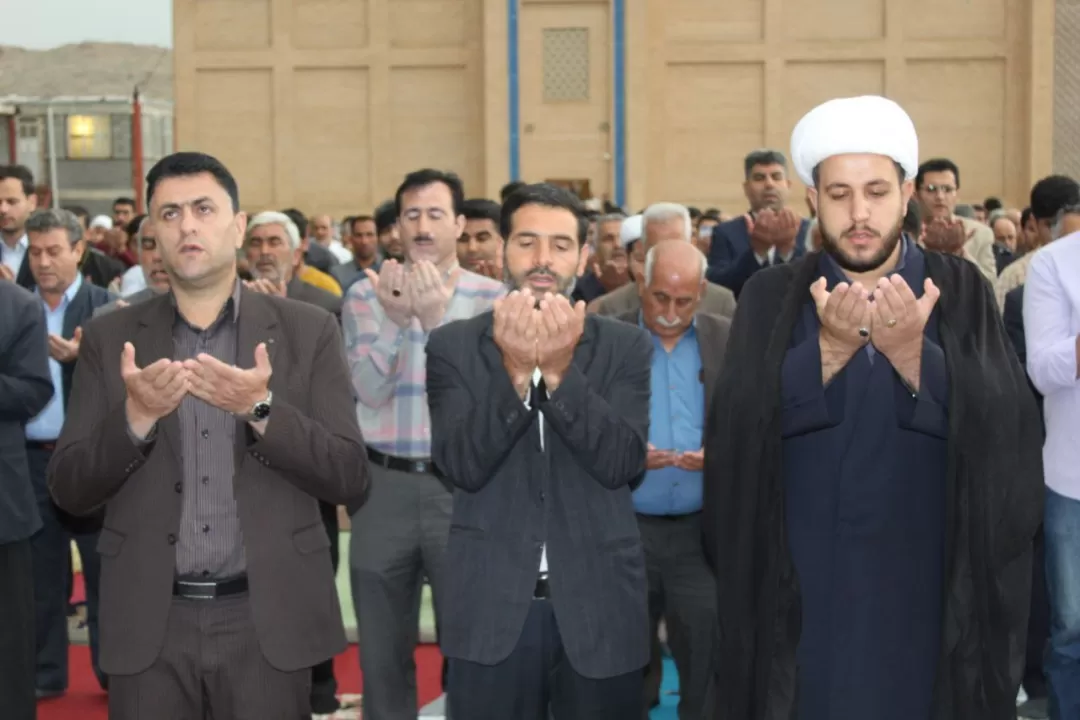 نماز عید فطر در استان کرمانشاه اقامه شد