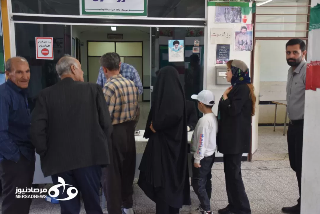 ازدحام مردم کرمانشاه پای صندوق‌های رأی