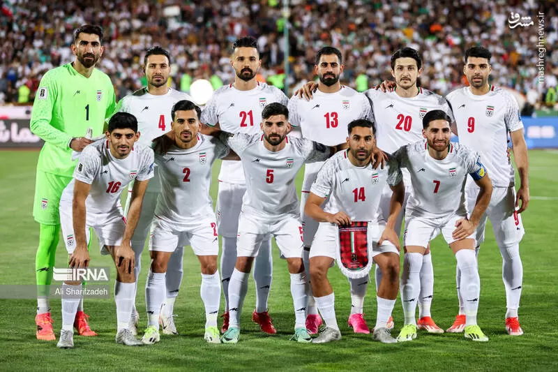 دیدار تیم‌های فوتبال ایران و ازبکستان