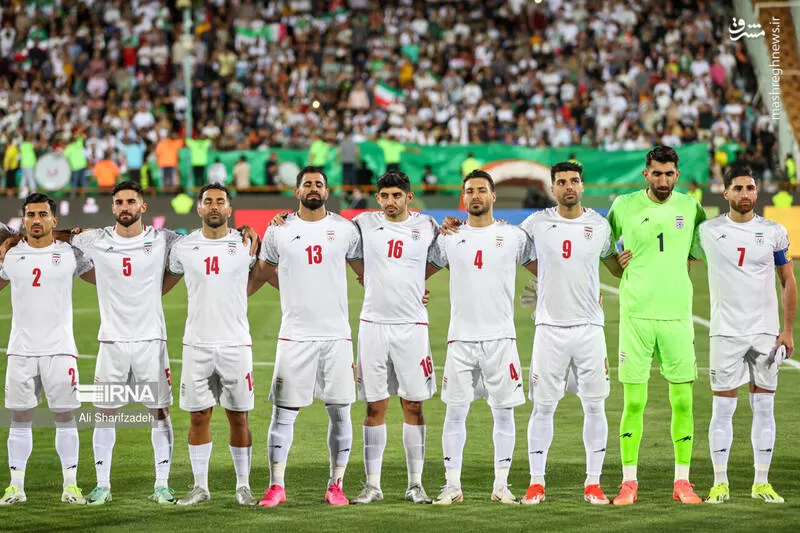دیدار تیم‌های فوتبال ایران و ازبکستان