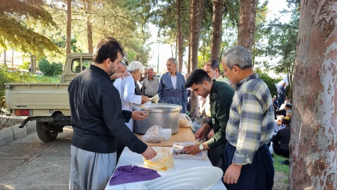 همایش پیاده‌روی خانوادگی وابستگان سپاه در جوانرود