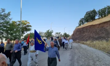 همایش پیاده‌روی خانوادگی وابستگان سپاه در جوانرود