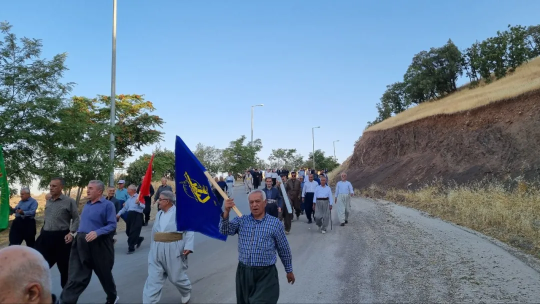 همایش پیاده‌روی خانوادگی وابستگان سپاه در جوانرود