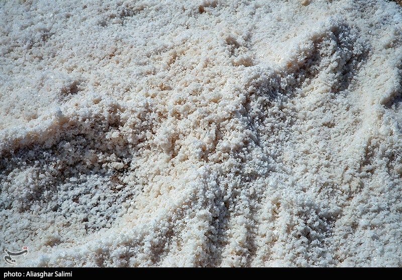 برداشت سنتی نمک در خراسان شمالی