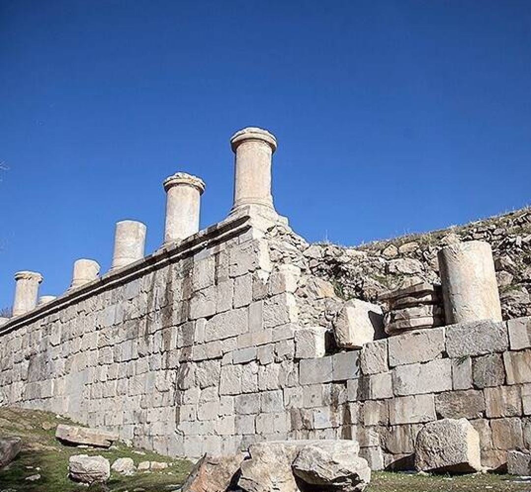 معبد آناهیتا در انتظار توجه مسئولان کرمانشاهی