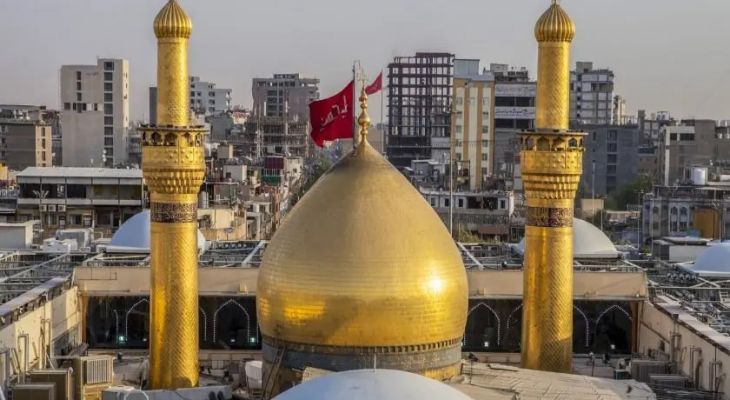 غبارروبی گنبد نورانی حرم سیدالشهدا (ع)