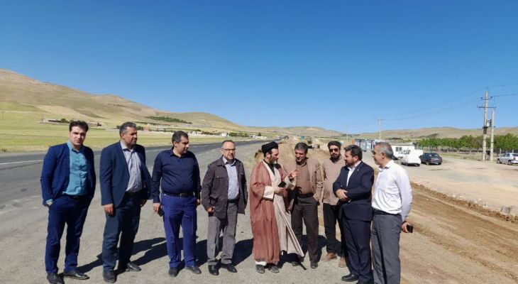 حضور مشاوره وزیر راه در شهرستان سنقر