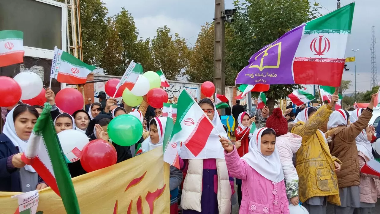 راهپیمایی ۱۳آبان در کرمانشاه باحضور پررنگ دهه هشتادی‌ها