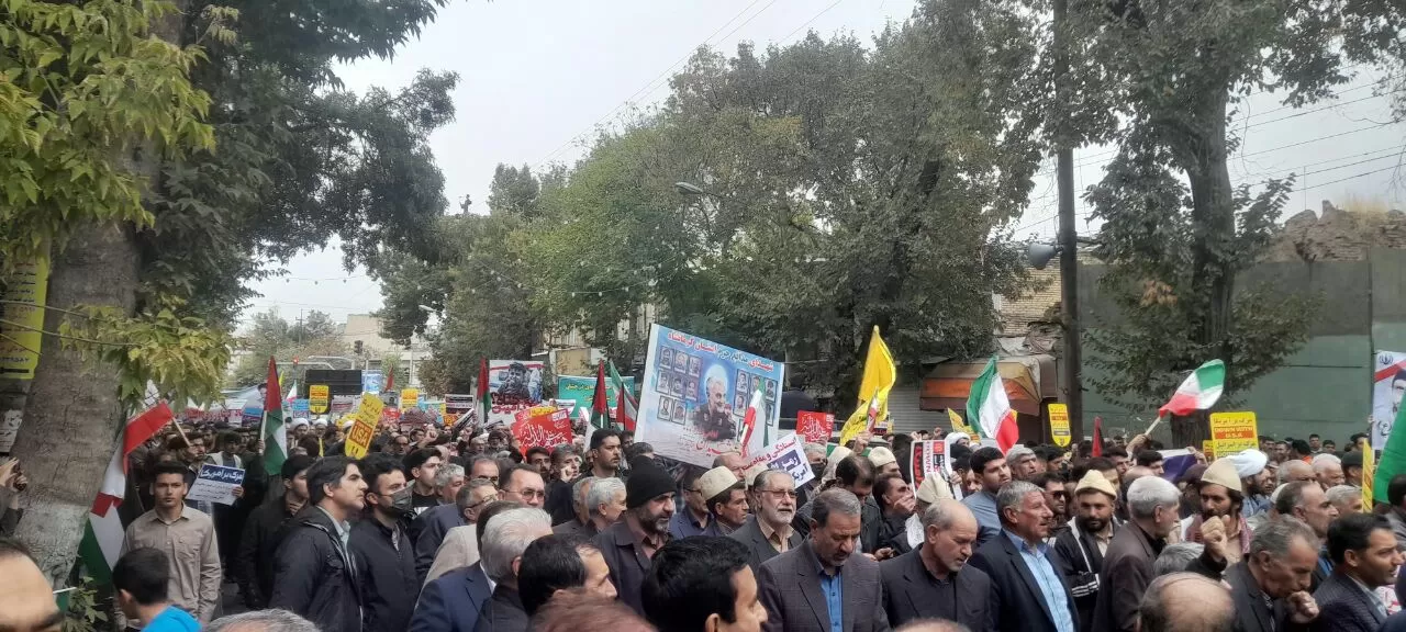 خروش یکپارچه کرمانشاهی‌ها در روز  مبارزه با استکبار