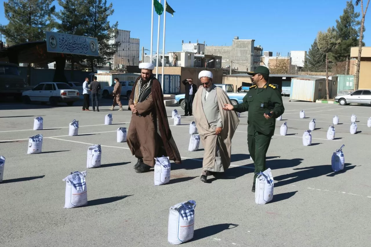 برگزاری رزمایش کمک مومنانه در ثلاث باباجانی