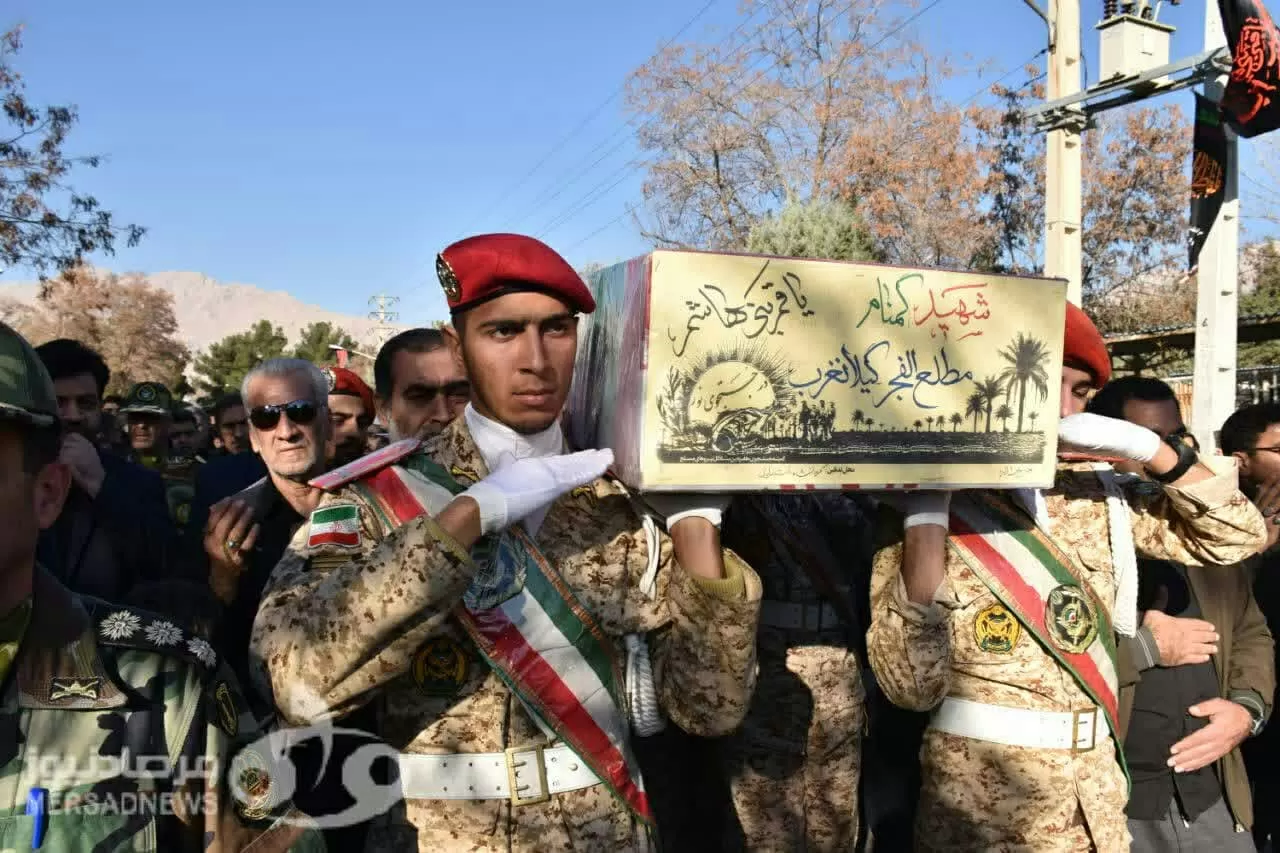 استقبال کم‌نظیر مردم کرمانشاه از شهدای گمنام