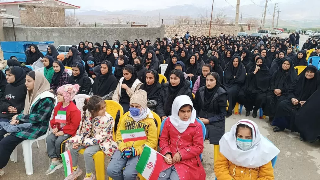 برگزاری جشن بزرگ انقلاب در سرباغ‌ گلین