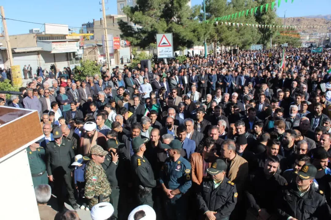 راهپیمایی حماسی ۲۲ بهمن در سرپل‌ذهاب