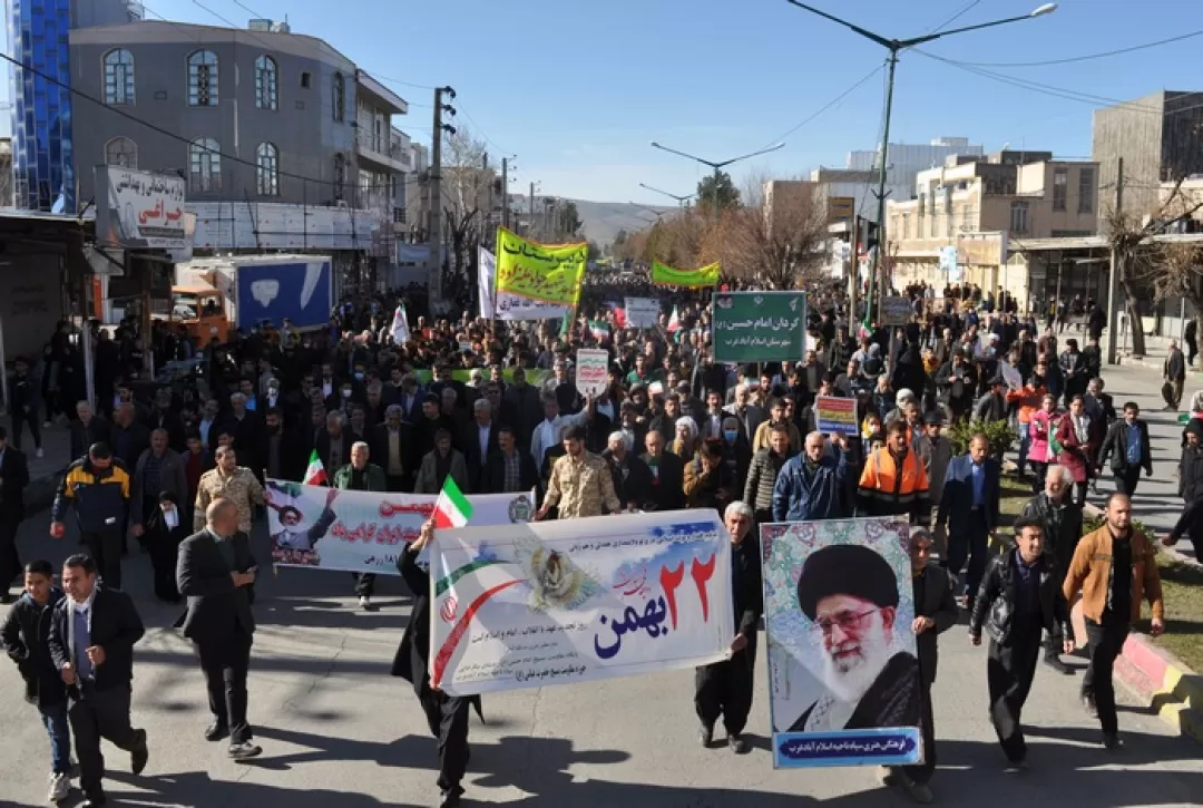 راهپیمایی باشکوه مردم اسلام‌آبادغرب در یوم‌الله 22 بهمن