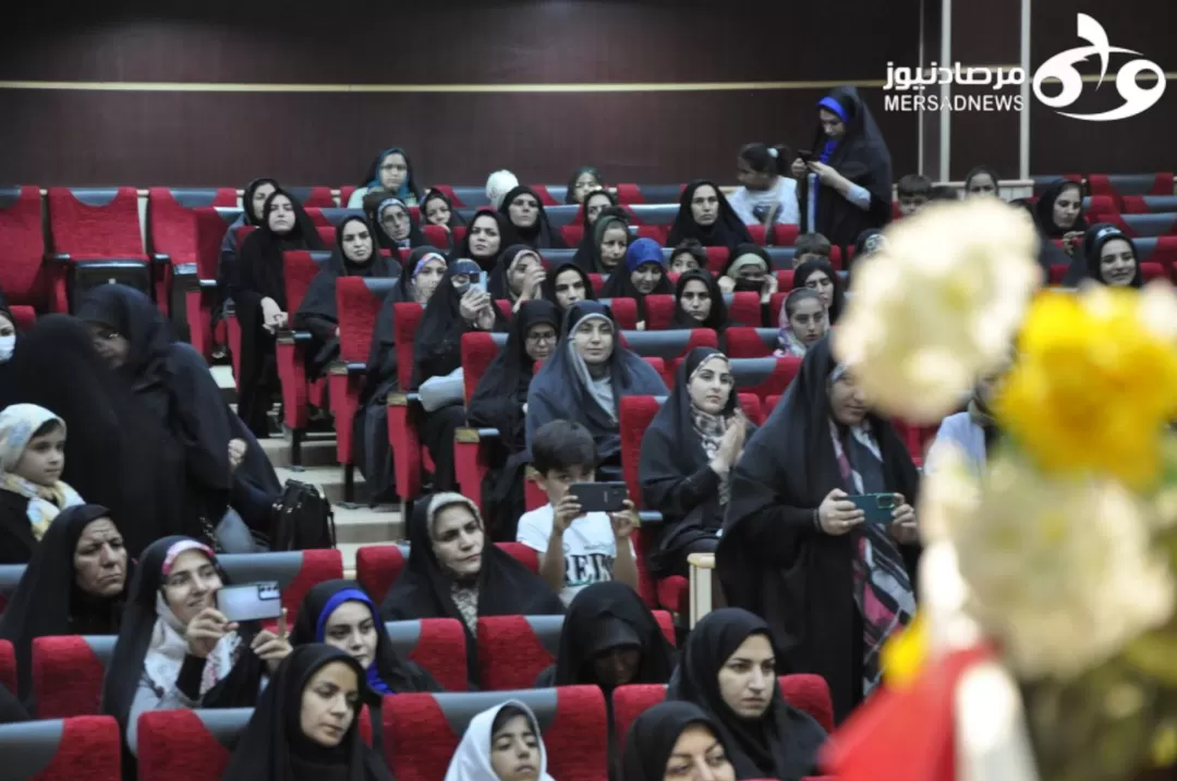 جشن روز دختر در گیلانغرب برگزار شد