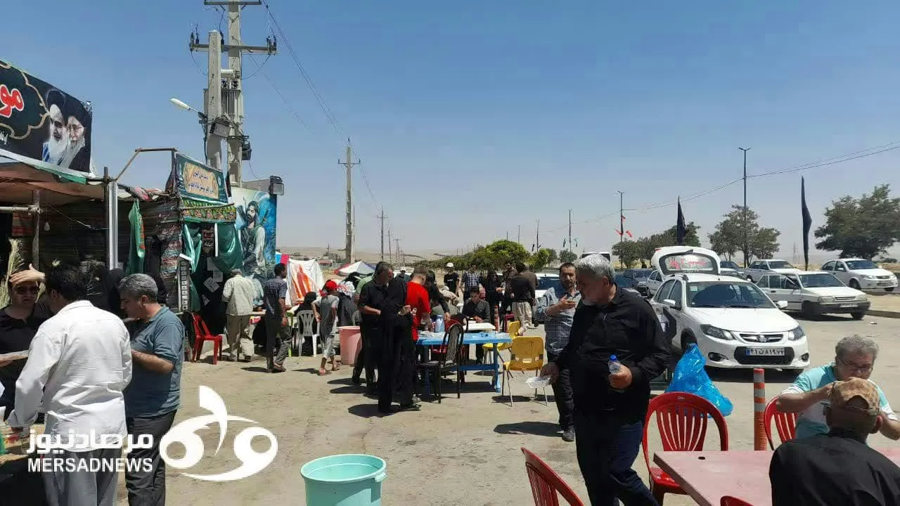 خدمت‌رسانی موکب‌های شهرستان اسلام‌آبادغرب به زائران