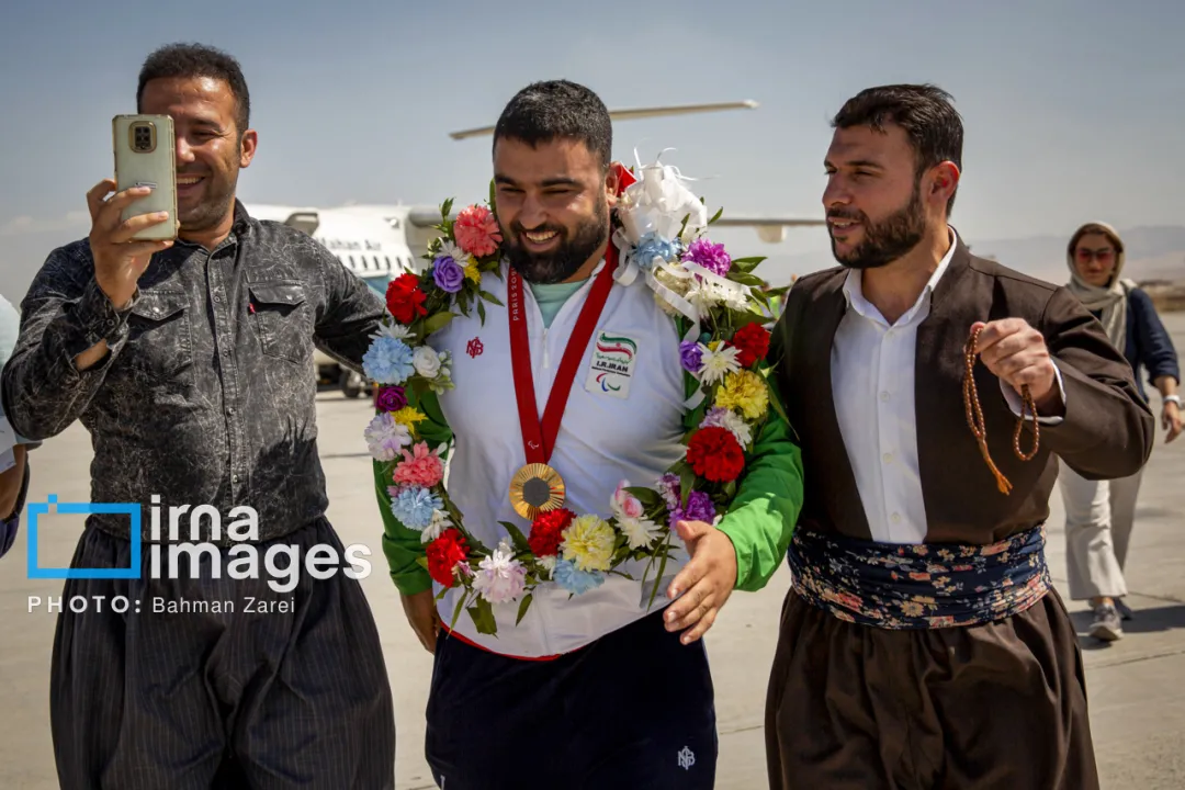 استقبال از قهرمان پارالمپیک در کرمانشاه