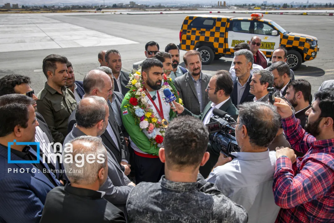 استقبال از قهرمان پارالمپیک در کرمانشاه