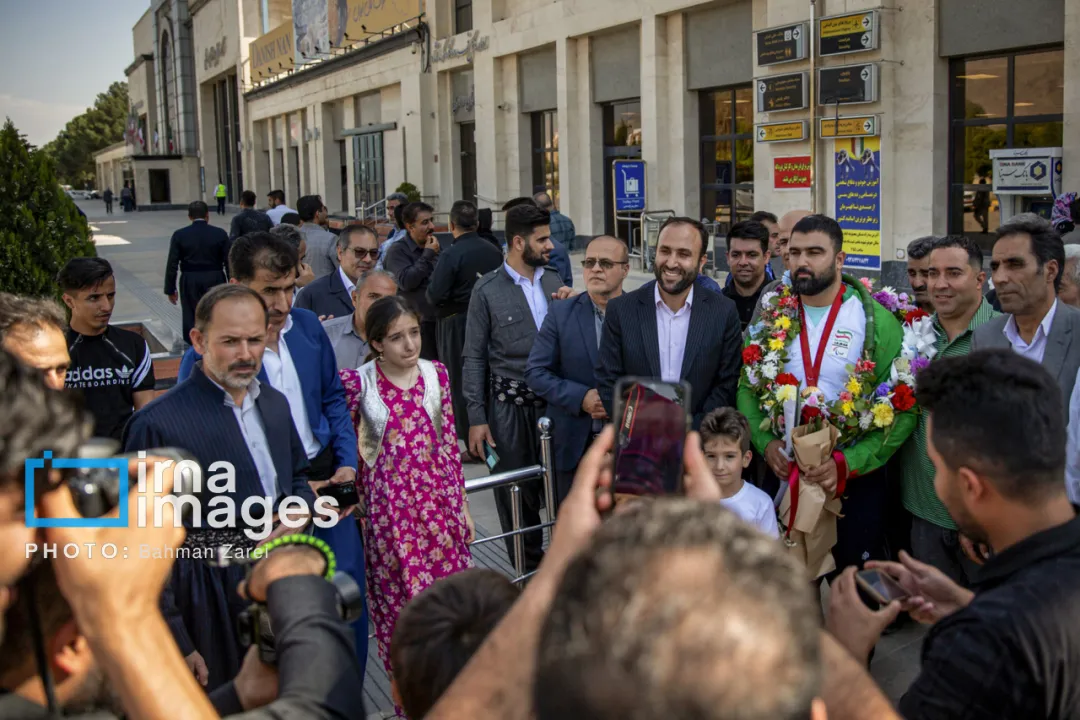 استقبال از قهرمان پارالمپیک در کرمانشاه